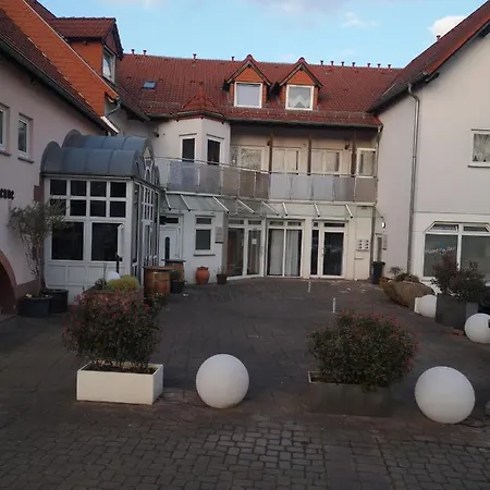 Zur Schlemmerscheune Hotel