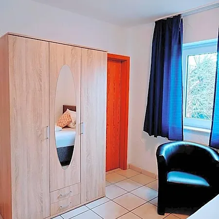 Zur Schlemmerscheune 3*