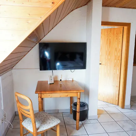 Zur Schlemmerscheune 3*