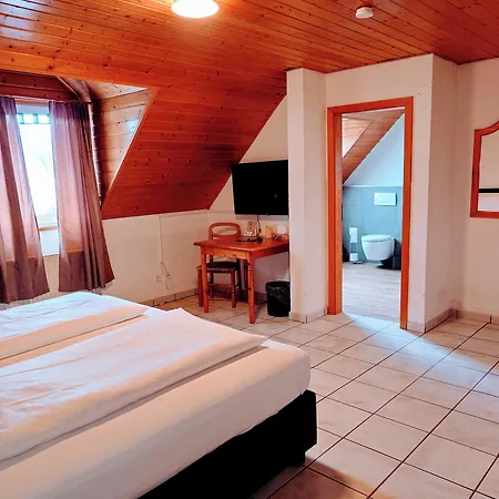 Hotel Zur Schlemmerscheune 3*