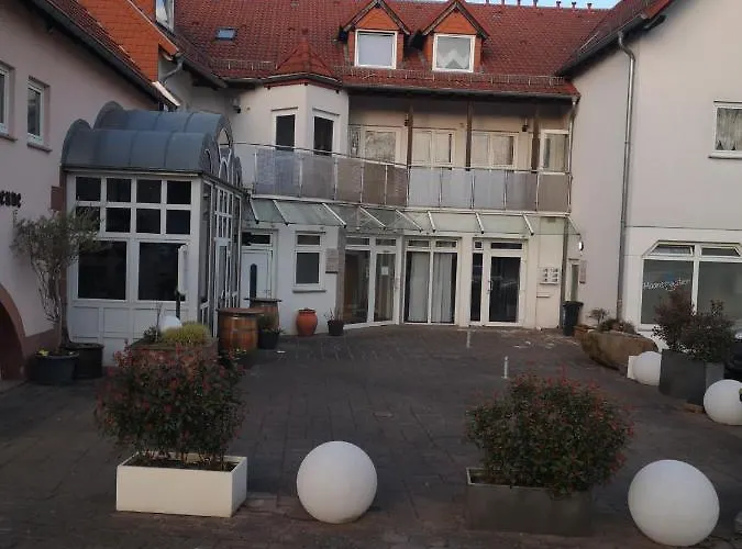 Zur Schlemmerscheune Hotel