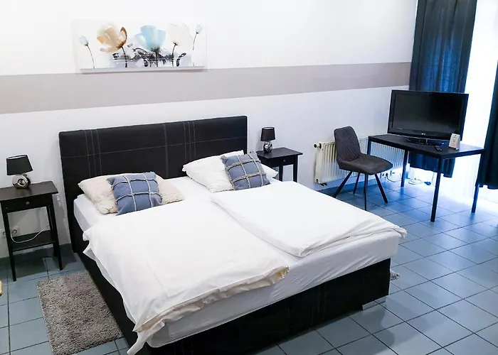 Zur Schlemmerscheune Hotel Weilerbach