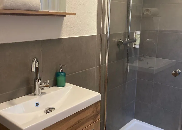 Zur Schlemmerscheune 3*